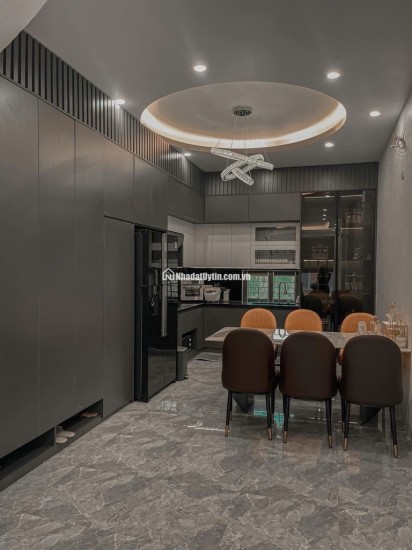 Nhà mới 3 tầng ở Kim Chung - Hoài Đức chủ nhà cần bán do chuyển công tác